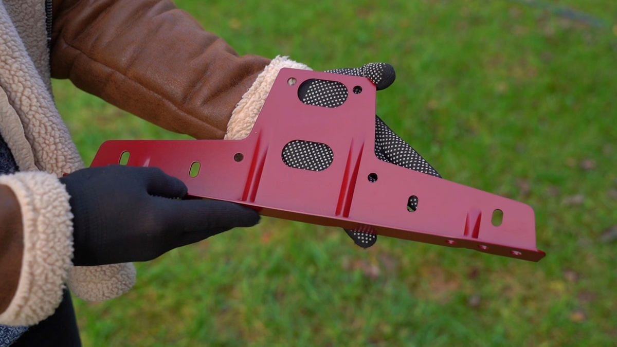 трапециевидных кронштейнов снегозадержателей BORGE