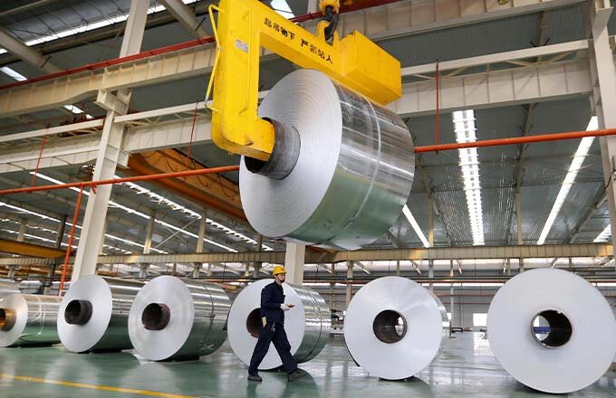 Производство алюминия в Китае приближается к рекордным показателям прошлого года