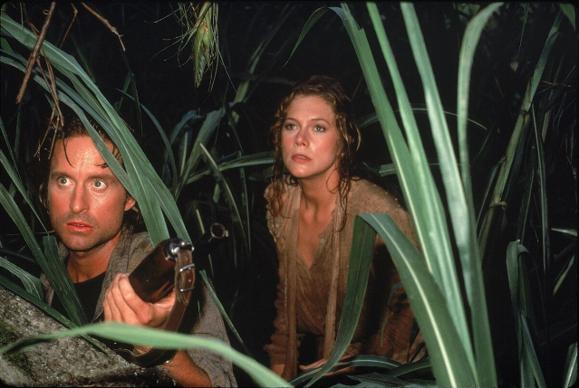 Кадр из фильма "Роман с камнем" (1984)