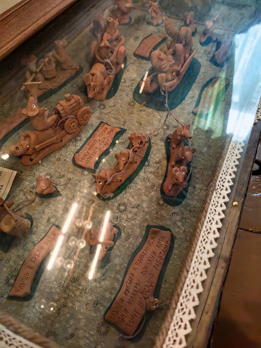 Мыши из глины