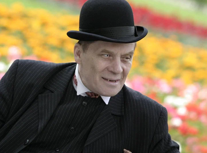 Кадр из сериала "Мастер и Маргарита", 2005  г.