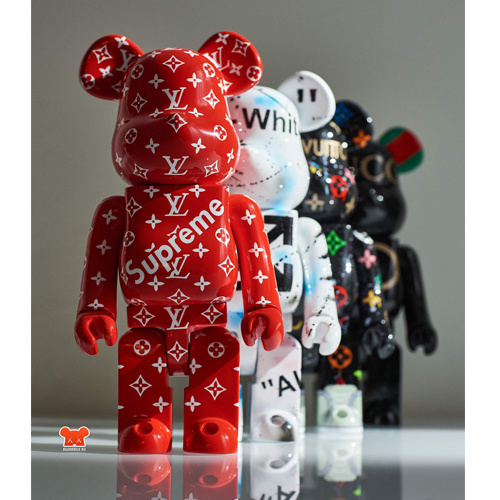 фото с сайта https://bearbrick.ru