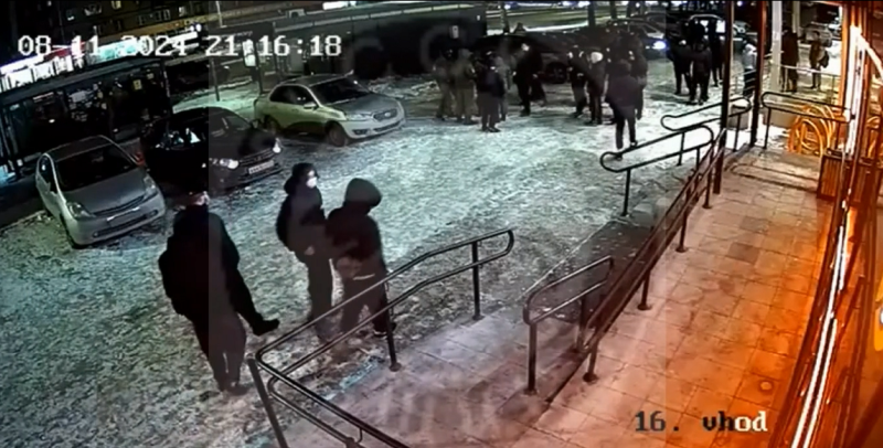 Фото: скрин видео с уличной камеры наблюдения.