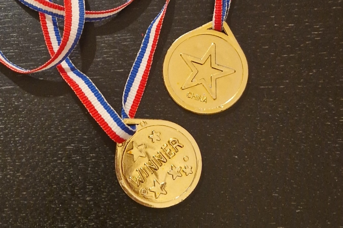 В один из дней мы с мужем тоже стали китайскими победителями по жизни