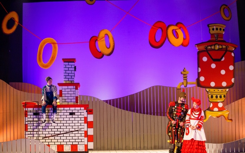  Кадр из спектакля «По щучьему велению». Фото:  Государственный русский драматический театр Удмуртии