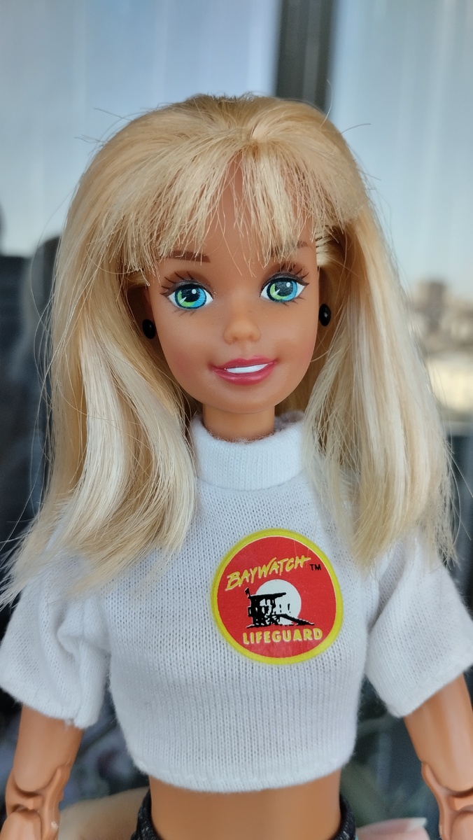 Кукла Барби