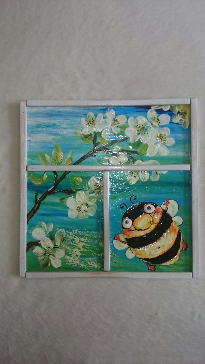 Картинка шмель, рамочка в виде окошка