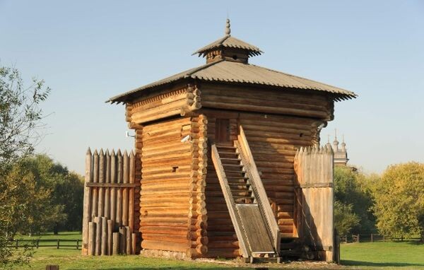 Башня Братского острога, середина XVII века, фотография mgomz.ru