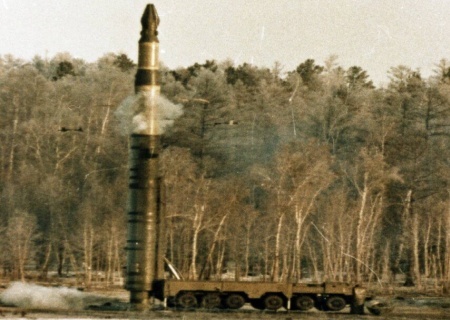    Путин признал удар по «Южмашу» гиперзвуковой ракетой «Орешник» без ядерного заряда и пригрозил ответом на агрессию Запада