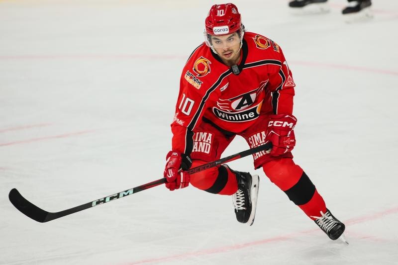    Фото: пресс-служба ХК «Автомобилист» / Ник Меркли стал одним из авторов единственного гола в ворота «Куньлуня»