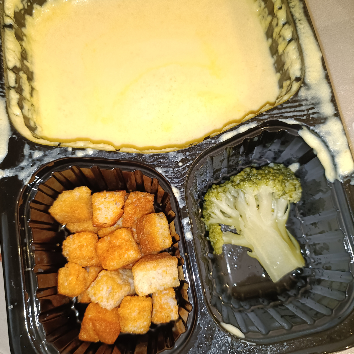 Мне привезли коробочки из GrowFood. Начала тестировать