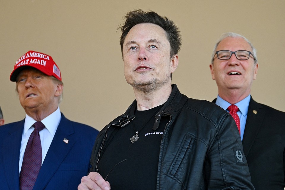    Маск всерьез собрался найти управу на американских госчиновников. REUTERS