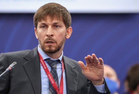    Руслан Эдельгериев