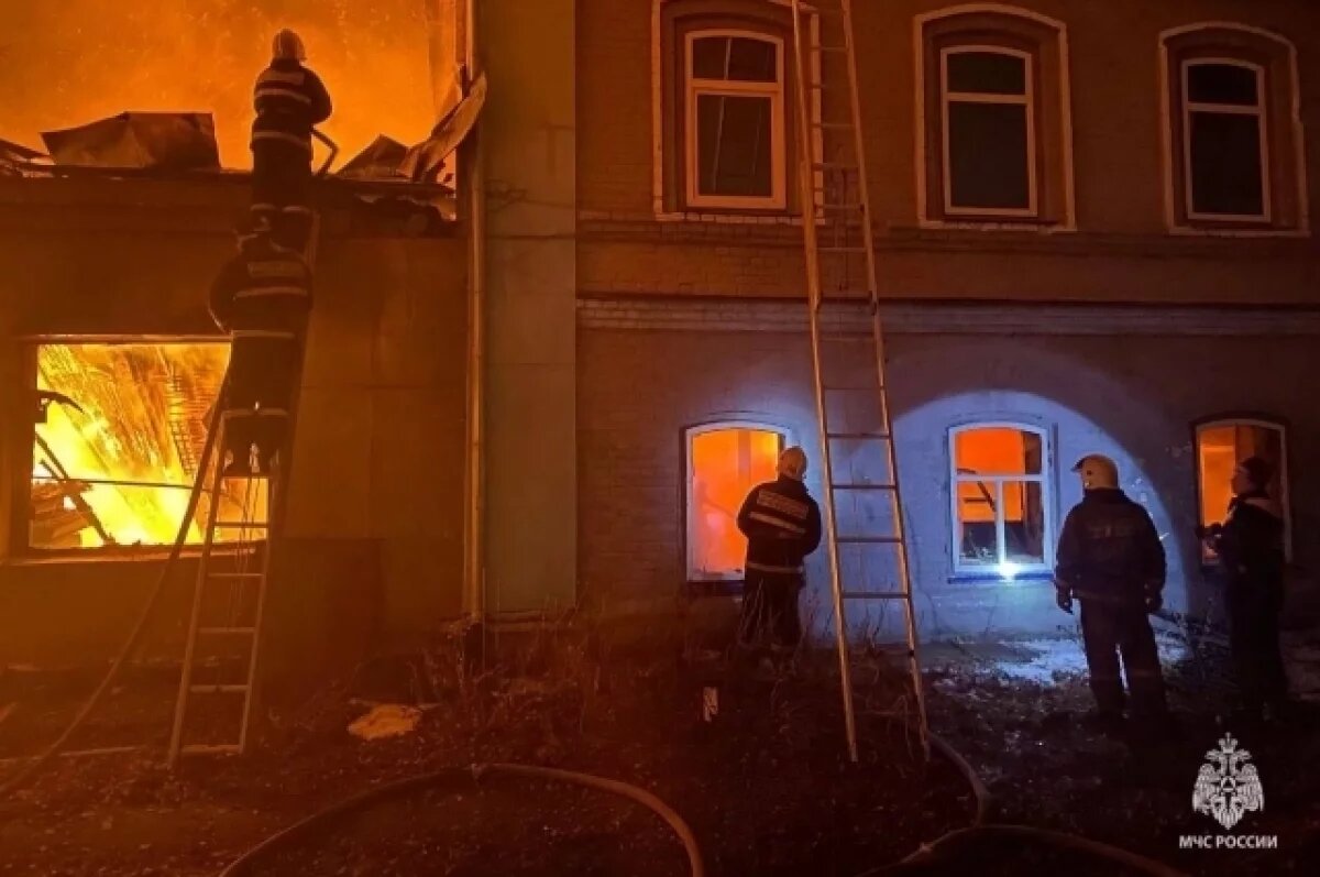    Крупный пожар произошёл в Кунгуре.