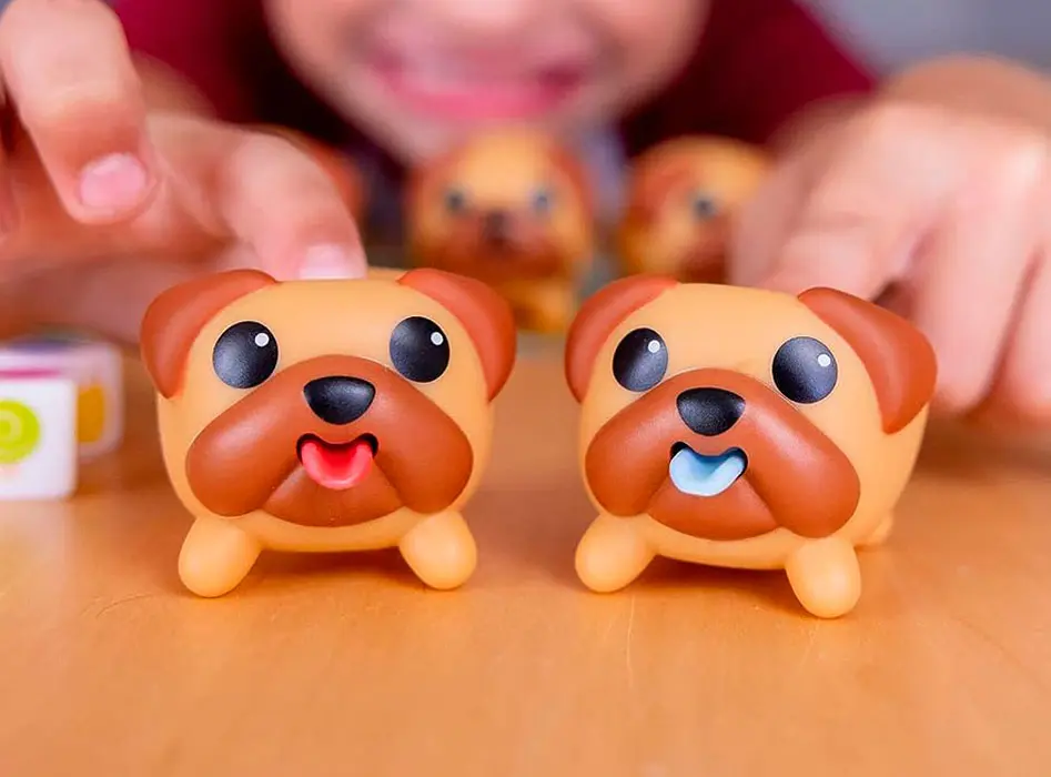 Мопсы-сладкоежки / Tongues Out!