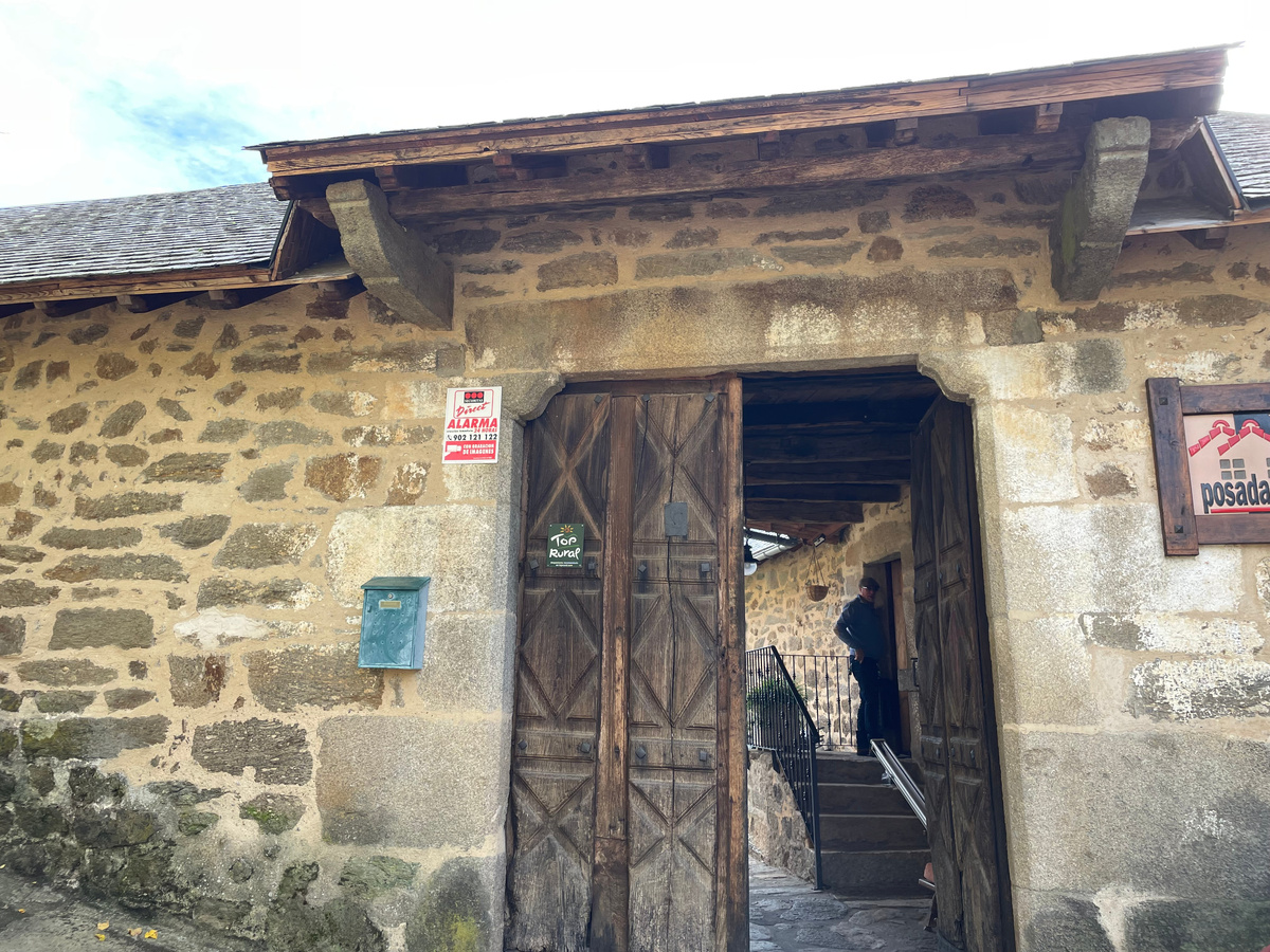 Вот тут мы и остановились на ночлег