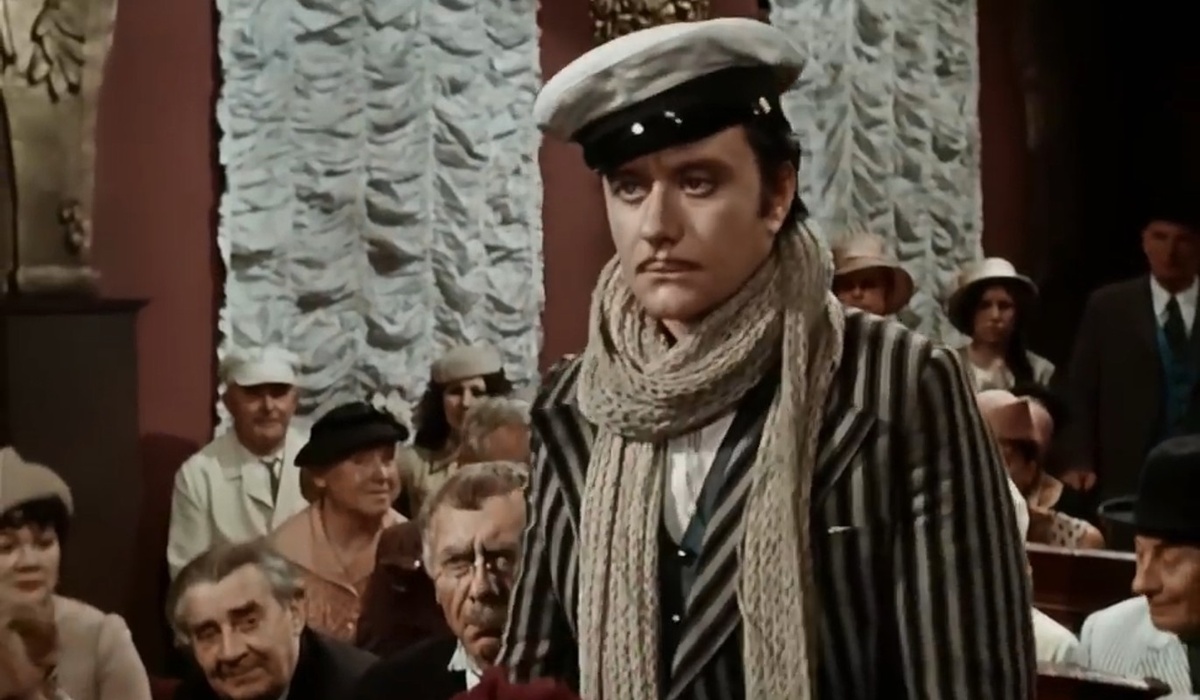    Фото: кадр из фильма "12 стульев"