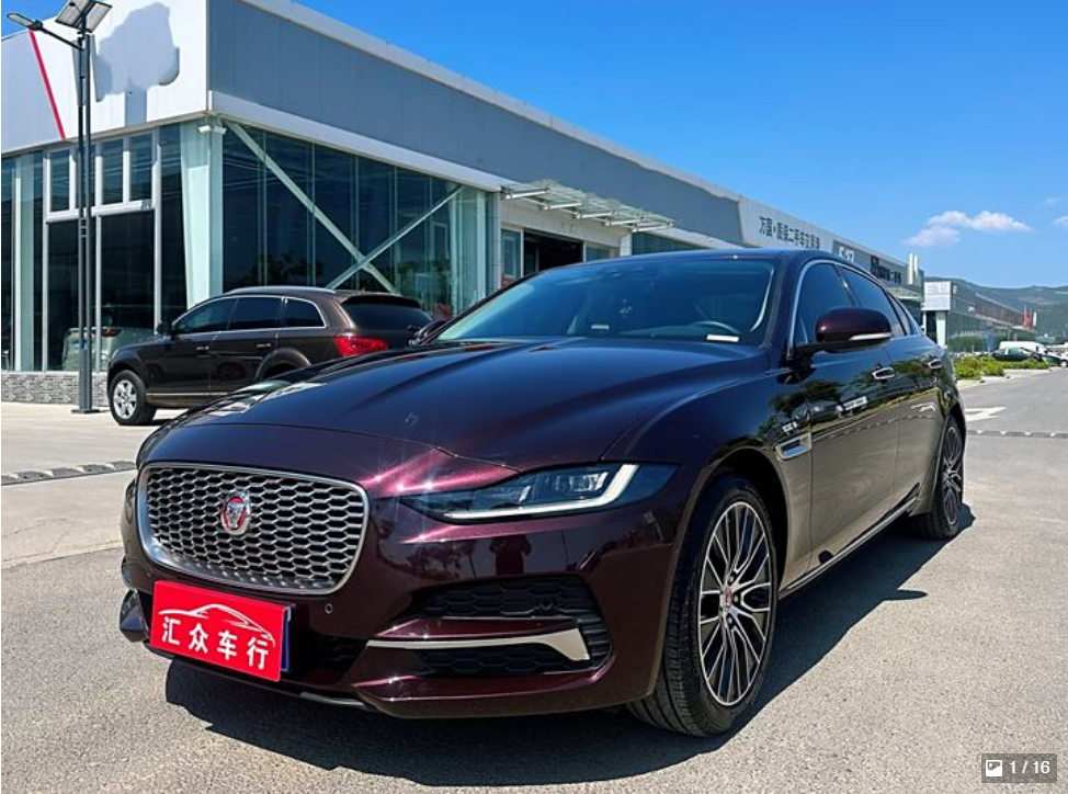 Фото внешнсоти, и салона, листайте.