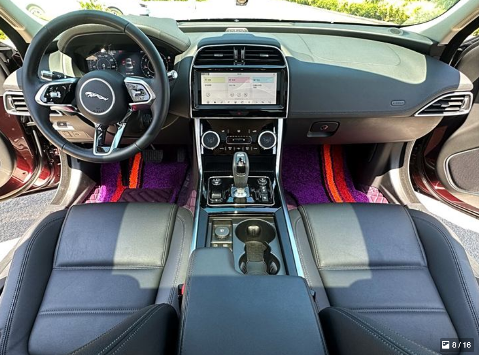 Фото салона, листайте.