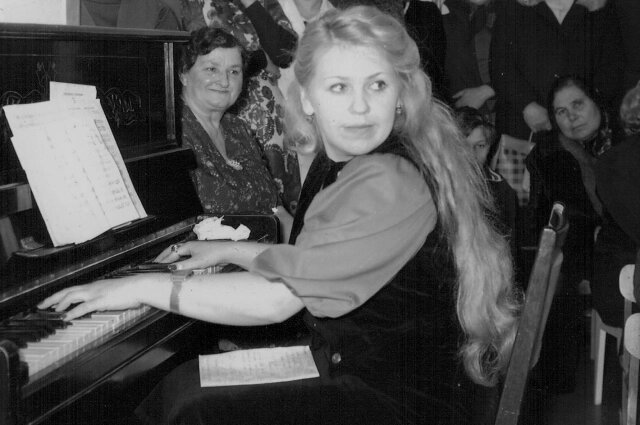    Мама Сергея воплотила в сыне свою нереализованную мечту - стать артисткой балета. Фото: Из личного архива/ Сергей Флягин