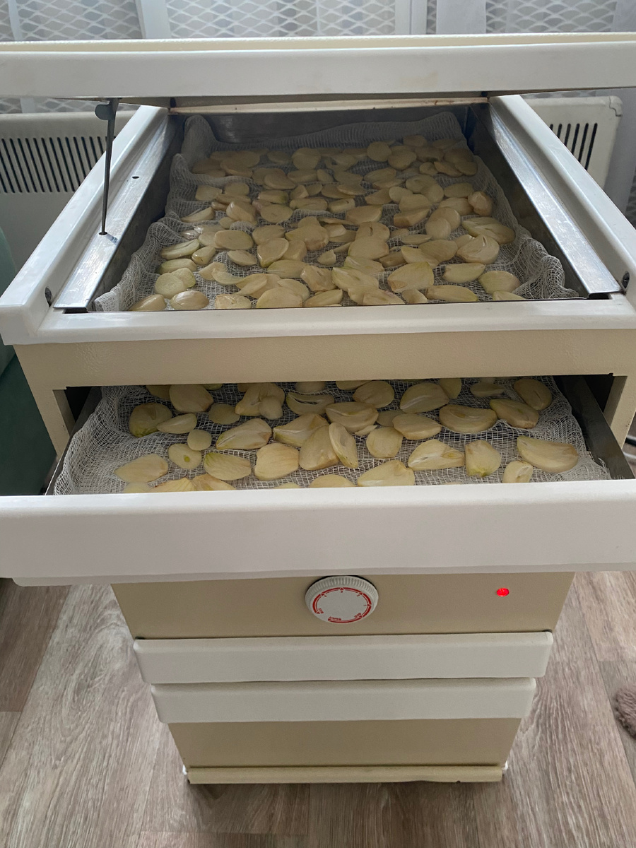 Помолоть на кофемолке 