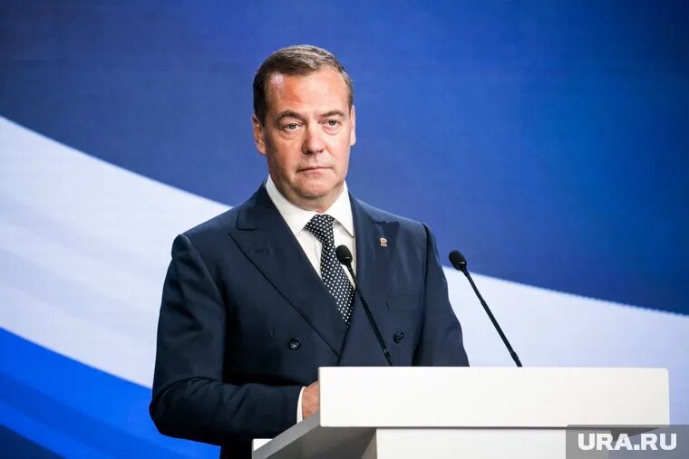Дмитрий Медведев принял два неожиданных кадровых решения. Фото: Владимир Андреев © URA.RU