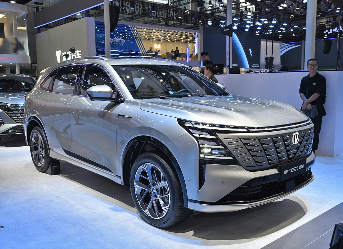 Changan CS75 Plus четвертого поколения