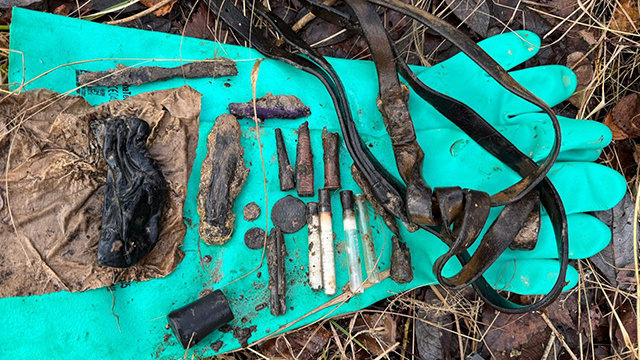 Останки 16 бойцов обнаружили поисковики подо Ржевом Тверской области