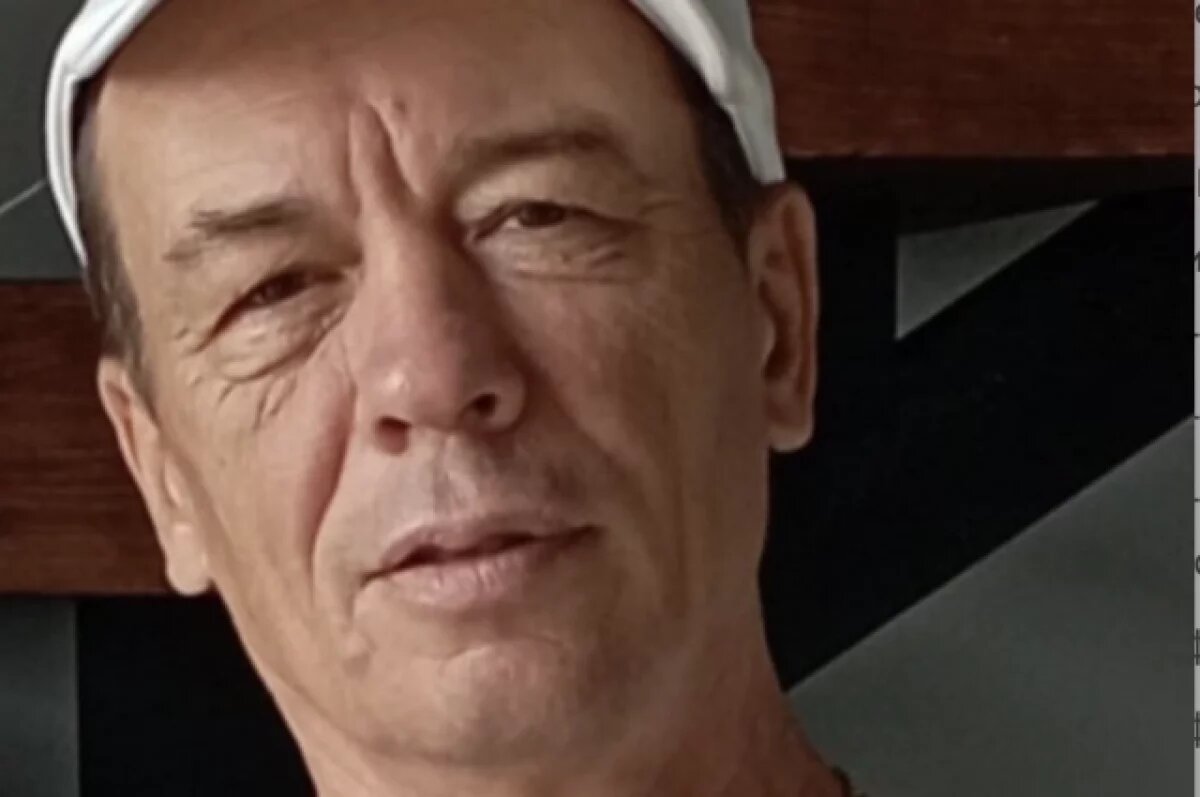    Вахтовик из Забайкалья зарезал фельдшера в Иркутске — его ищет полиция