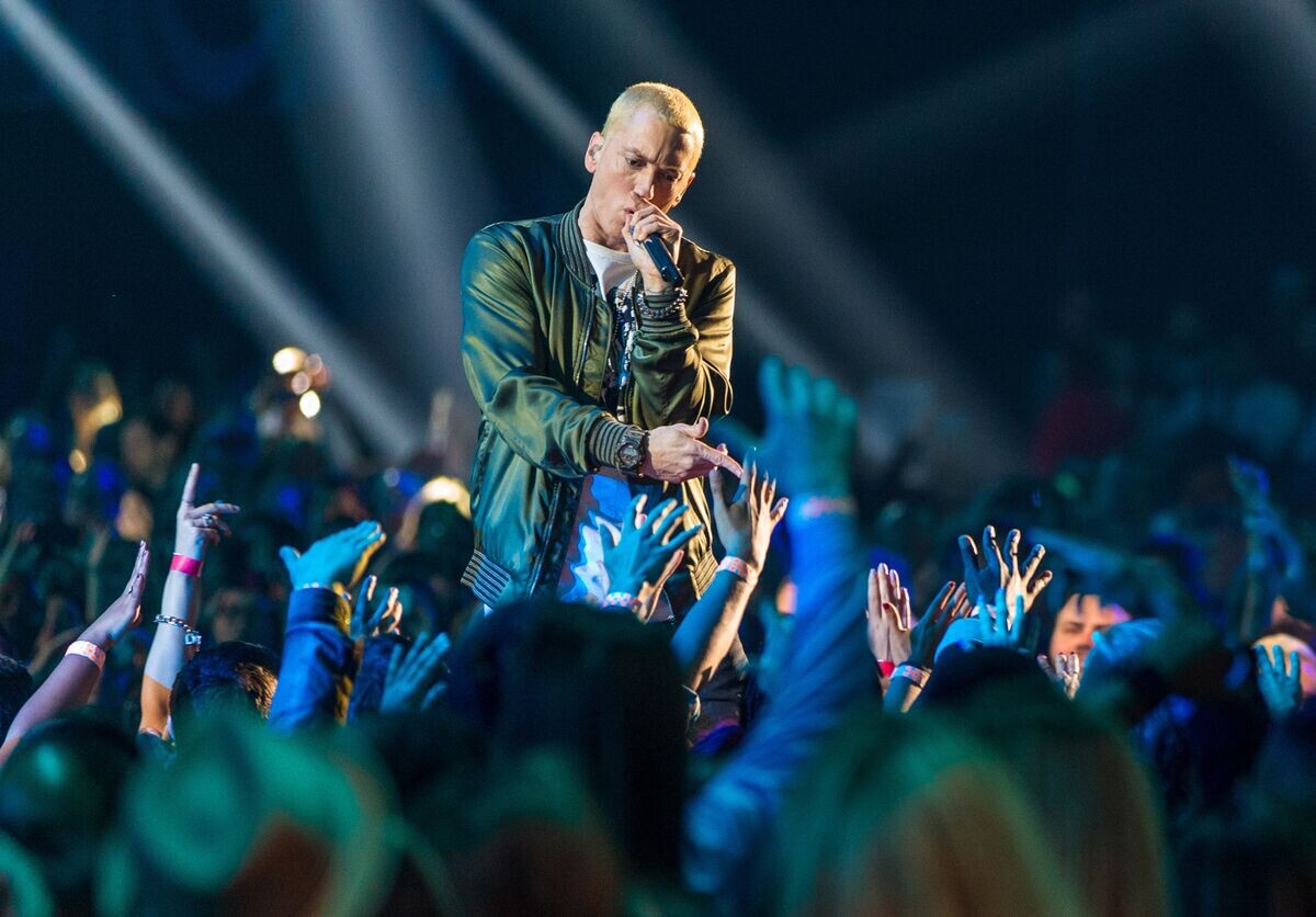 Эминем на сцене Al Dana Amphitheatre билеты