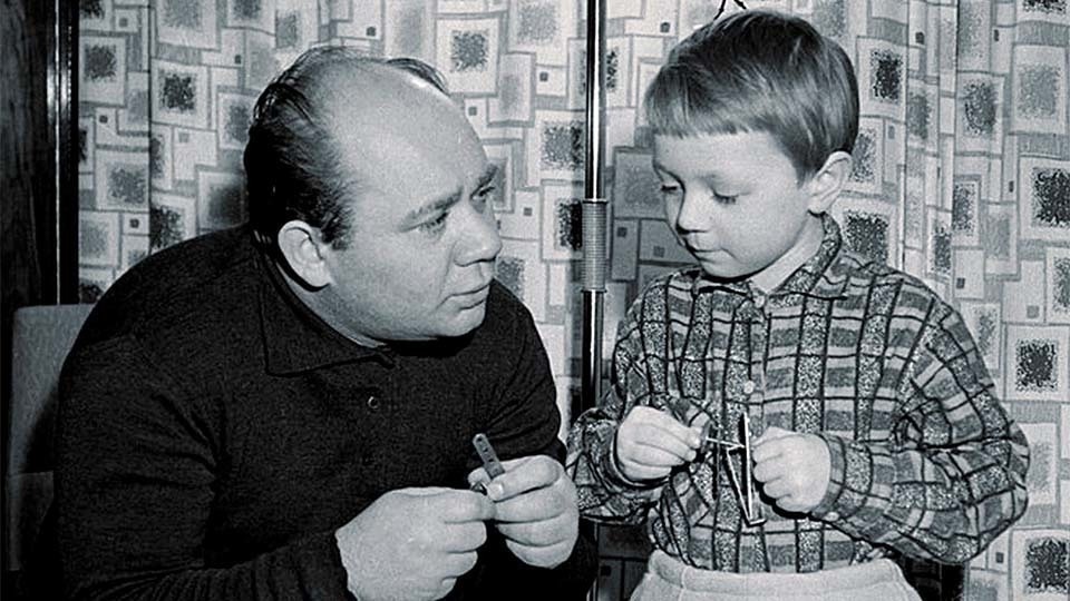 Евгений Леонов с сыном