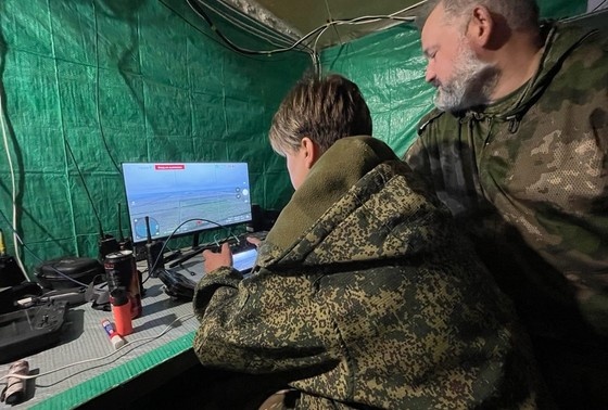    Дмитрий Лысаковский (позывной Гудвин) и Евгения Яренкевич (позывной Ежик)