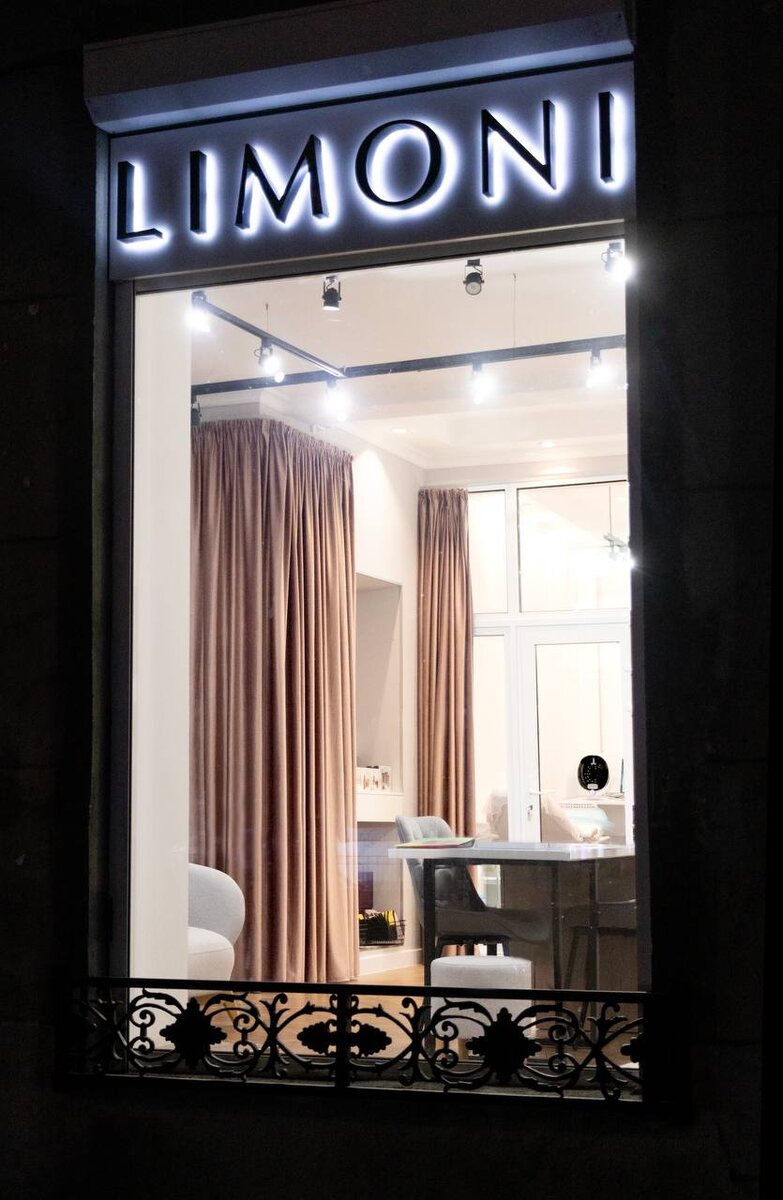 Официальный канал торгово-производственной компании Beauty Seasons Cosmetics в России. "Живой" блог, который ведут сотрудники копании: о красоте, истории брендов, новинках и нашем производстве.