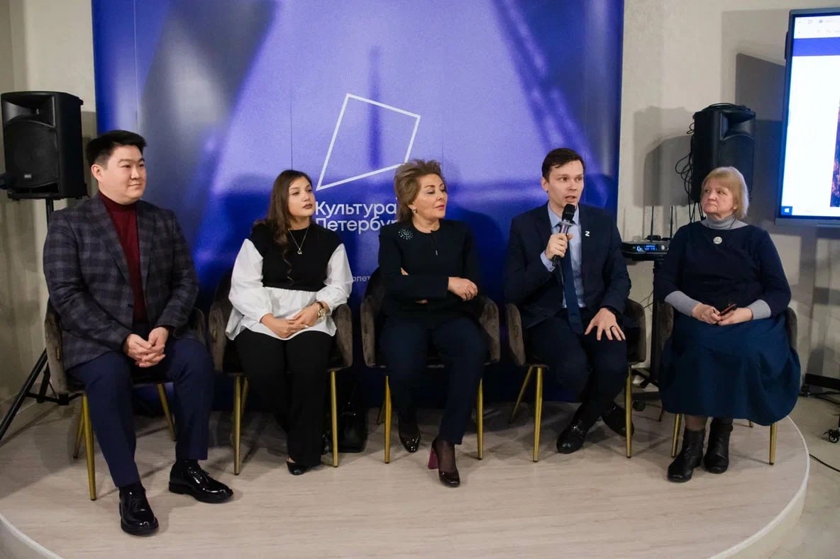 Пресс-конференция, посвященная  открытию XIII фестиваля «Петербургские набережные» -  осенне-зимнего проекта фестиваля «Дворцы Санкт-Петербурга». Автор фото - Ирина Иванова. Фотографии предоставлены медиацентром «Культура Петербурга»