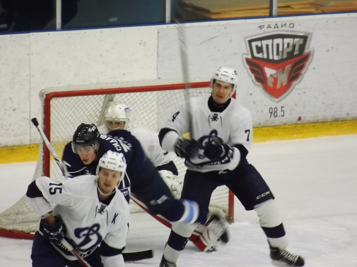 "Буран" и питерское "Динамо" провели между собой 16 официальных матчей
