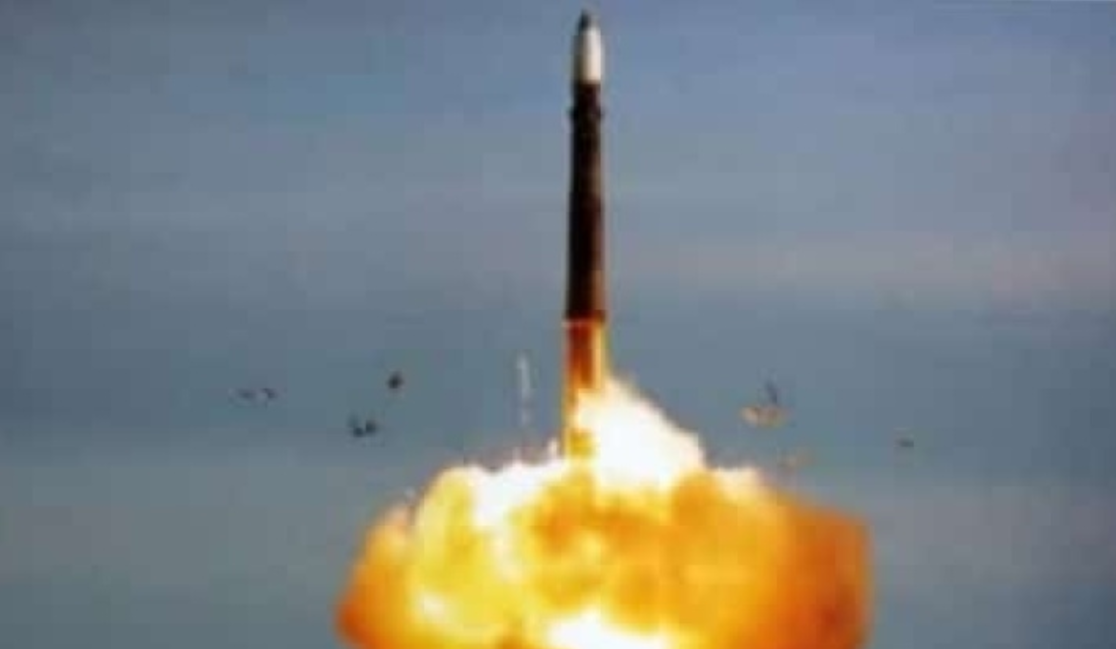 Тестовый пуск ракеты РС-26 в 2012 году, возможного  прототипа "Орешника". Фото МО РФ