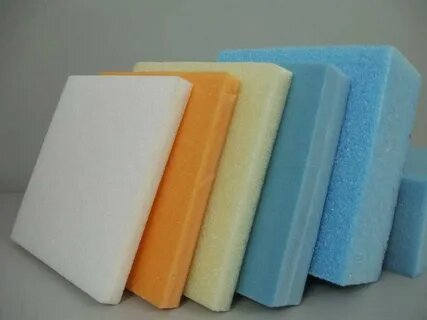 Цвет XPS зависит от того какой краситель добавит производитель.