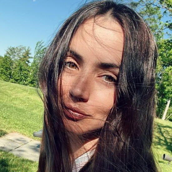     Ана де Армас встречается с родственником президента Кубы