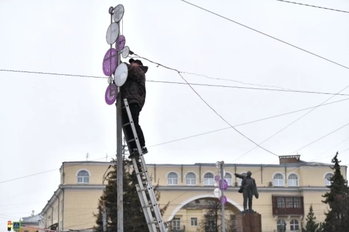    В Ярославле ограничат движение на Московском проспекте из-за украшения улиц