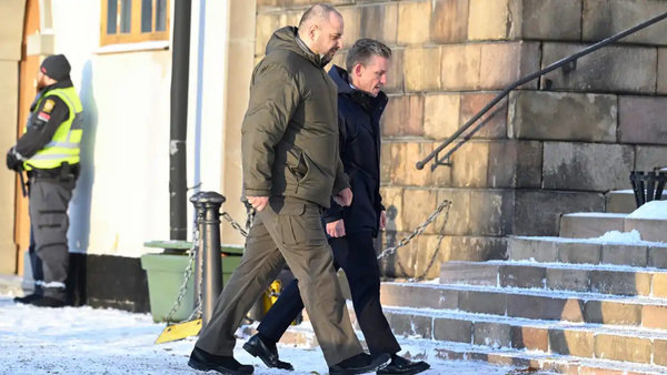    Швеция пообещала в будущем профинансировать производство украинского дальнобойного оружия