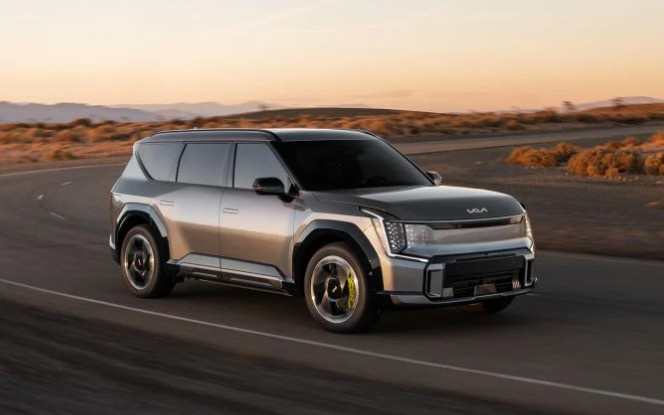 Kia EV9 GT 2026 года — семейный автомобиль мощностью 501 л.с.