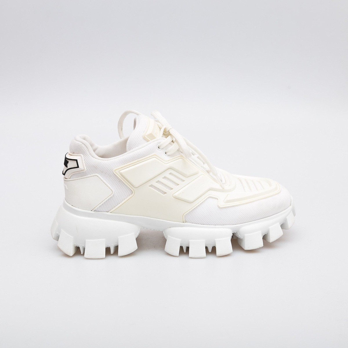 Кроссовки Prada