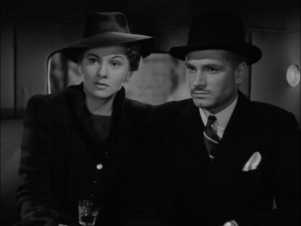 кадр из фильма "Ребекка" 1940 года, режиссёр	Альфред Хичкок