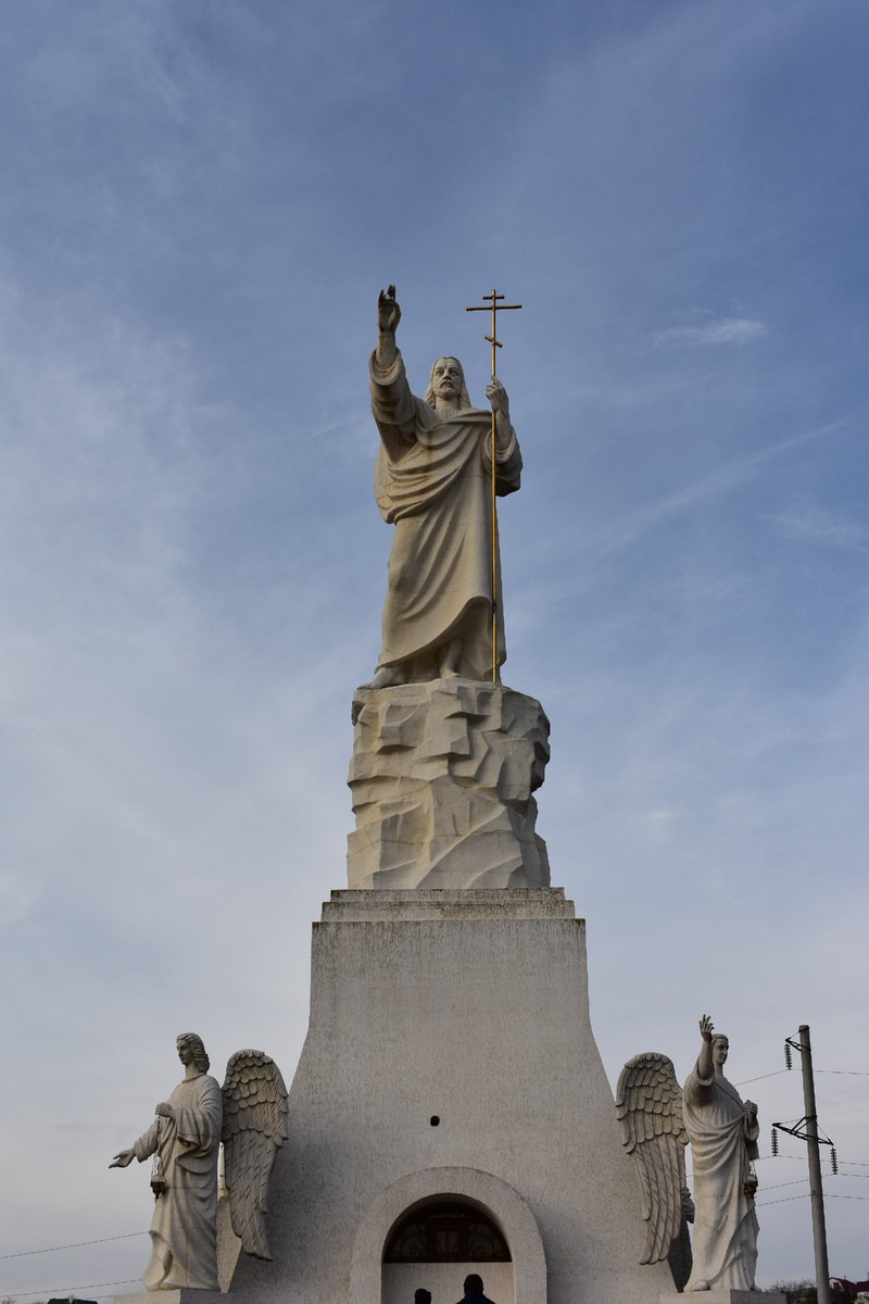 Высота статуи 22 метра