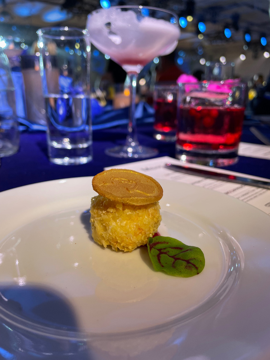 Сырная конфета с шоколадом