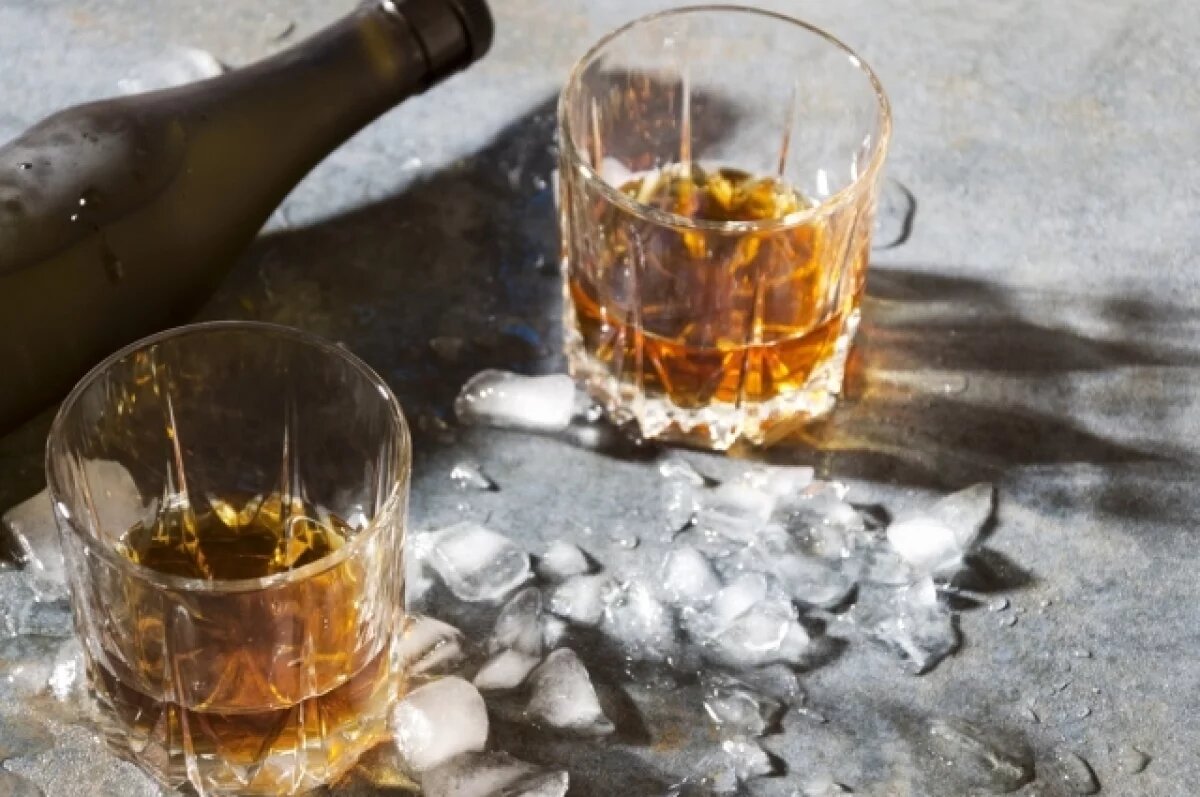    Психолог Изюменко: дети пробуют пить и курить, чтобы казаться взрослыми