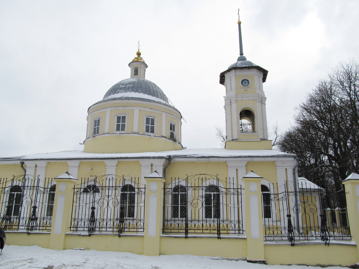 Храм Всех Святых