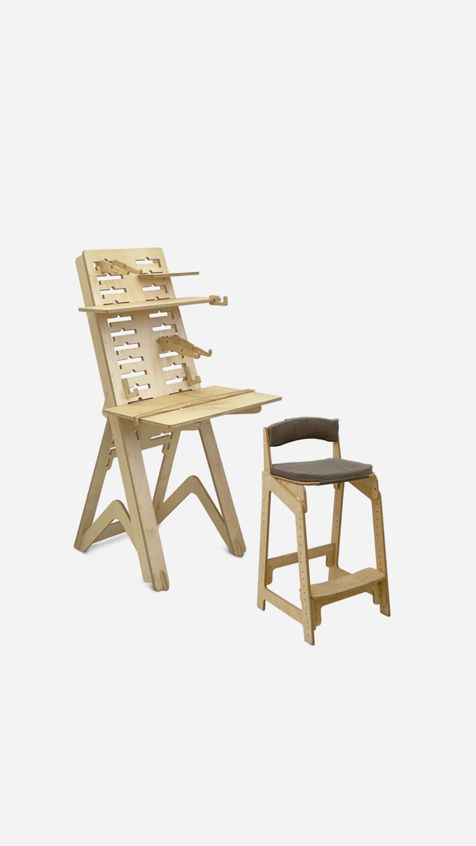 О том, как они в реальности выглядят и каковы ощущения - это я в телеграм-канале поделюсь. Вдруг кому пригодится. Ибо отдельные посты про стулья и столы создавать не намерена. 