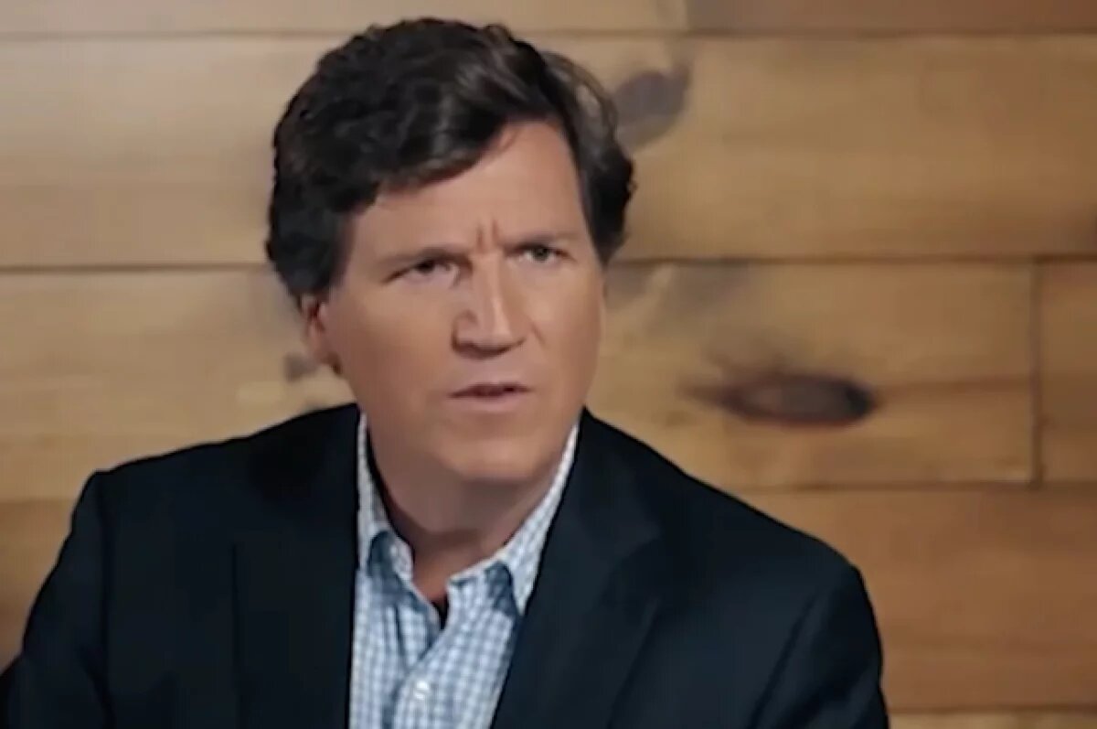    «Ростех» готов подарить журналисту Карлсону микрофон и бронежилет