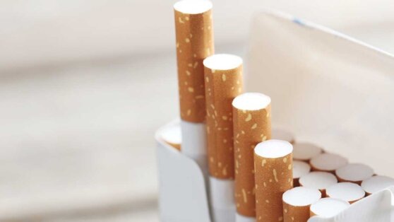    В России могут создать реестр продавцов табачных изделий Роман Захаров